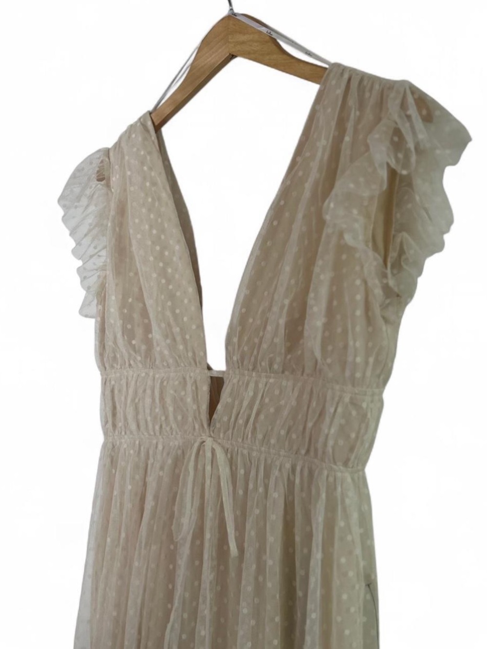 NWT Lulus Cream Tulle Polka Dot Wedding Reception Maxi Dress Ruffled Size Medium - Picture 3 of 8